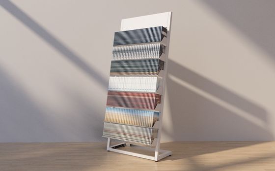 Metalowy stojak na czasopisma o długości 650 mm