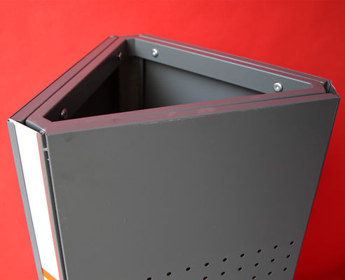 Metalowy szary, wysokość 1100 mm, długość 400 mm, obrotowy stojak wystawowy z 3 stron